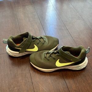 Nike Kids Olive Green Sneakers
